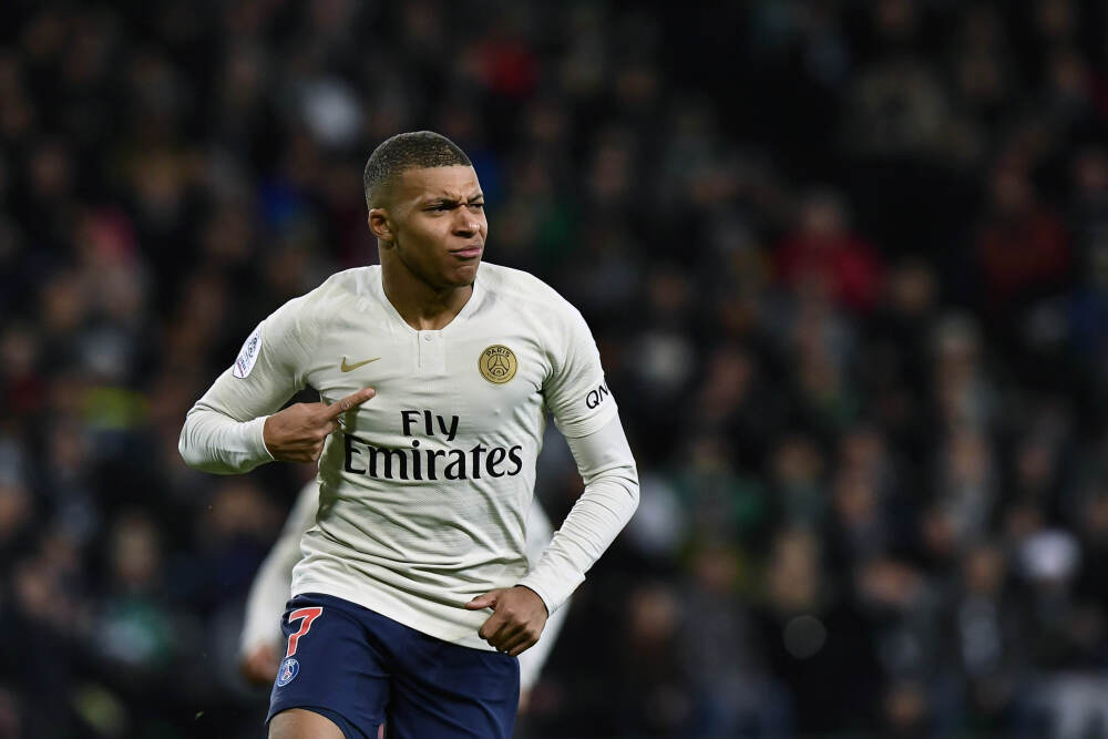 金士顿推出 8TB 版本 FURY Renegade G5 固态硬盘：双面存储，速度达 14.8GB/s